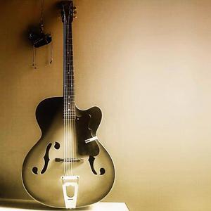 中文字幕AV久久激情亚洲精品
